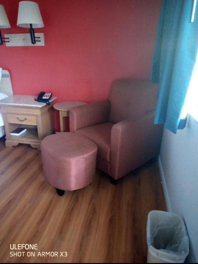 Hotel Extended And